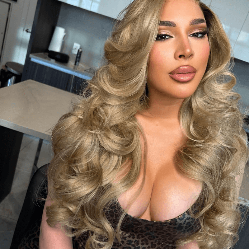 SZC Strawberry Golden Blonde Body Wave 13x4 Lace Frontal Human Hair Wigs